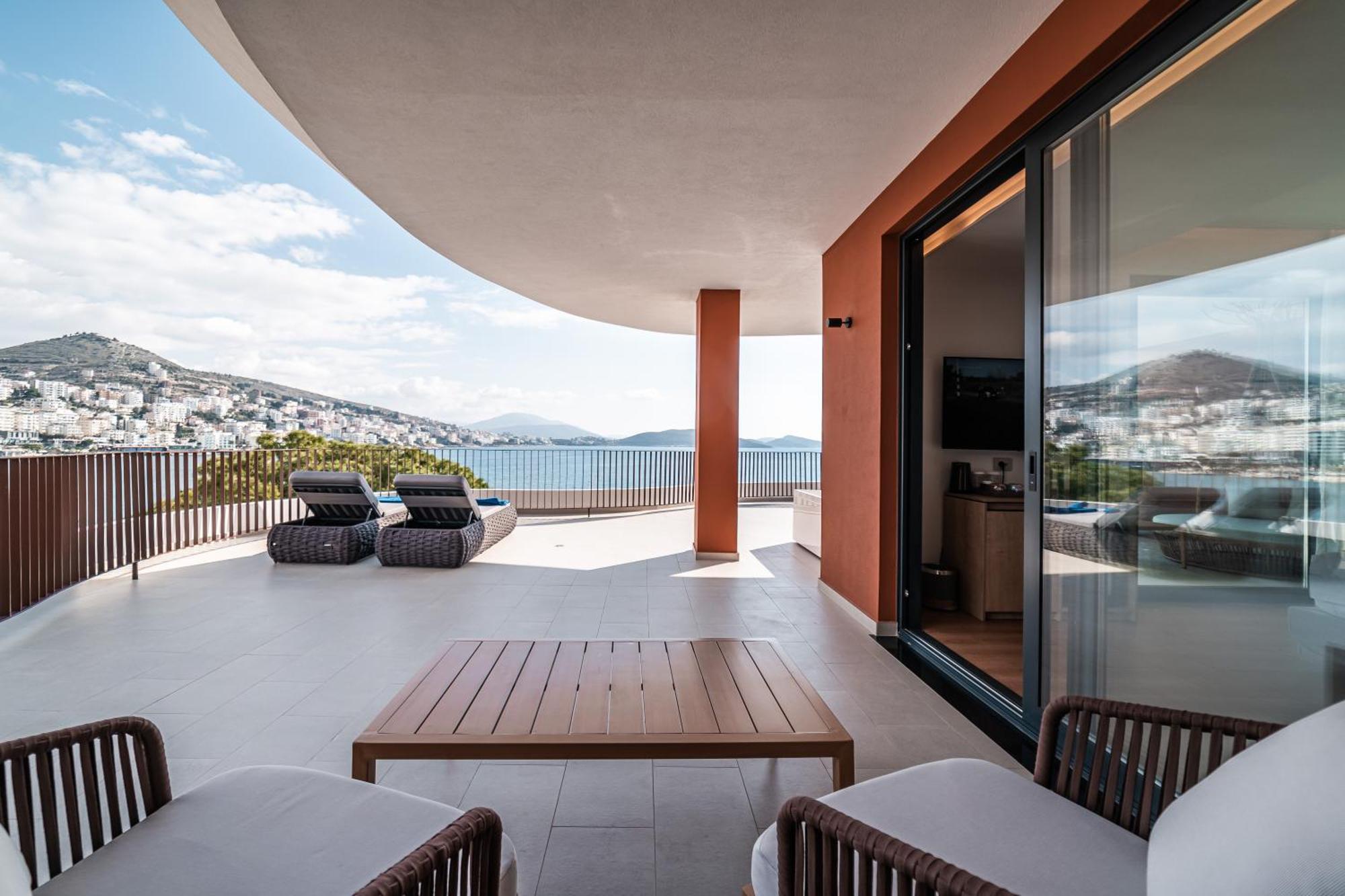 Hotel Vale Sarandë 外观 照片