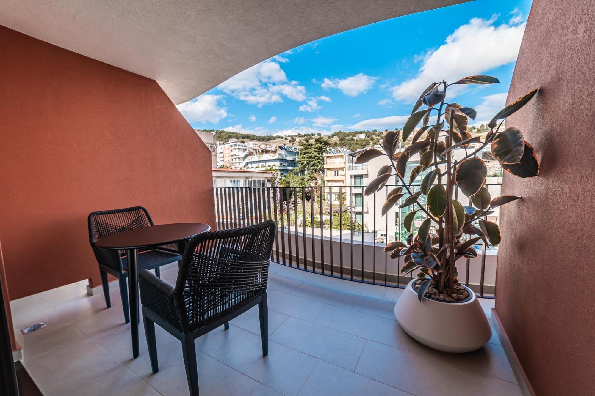 Hotel Vale Sarandë 外观 照片