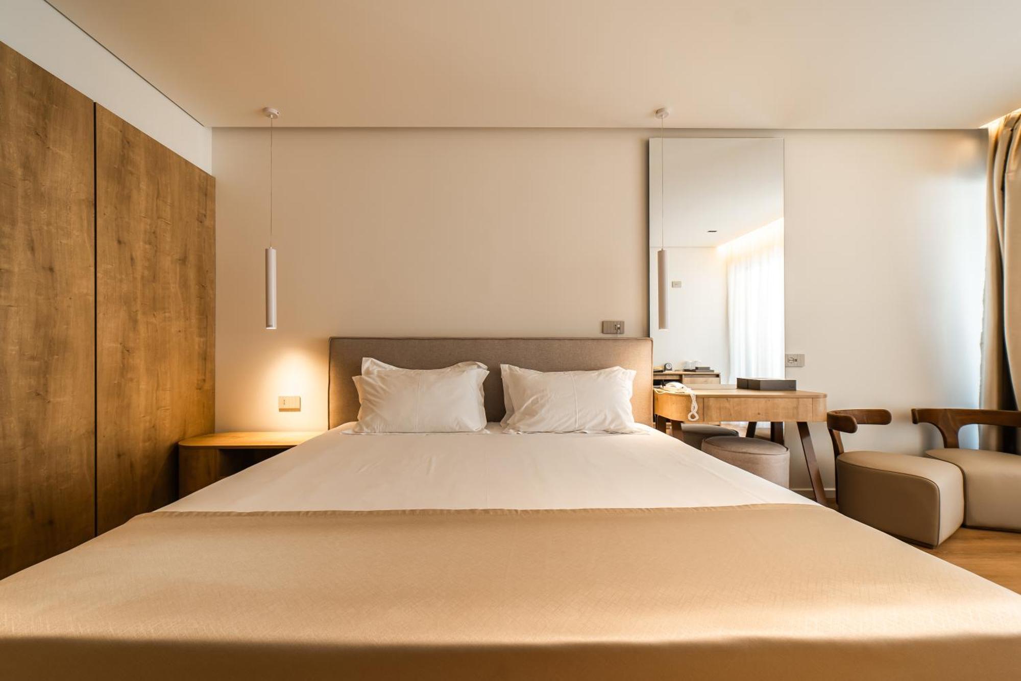Hotel Vale Sarandë 外观 照片